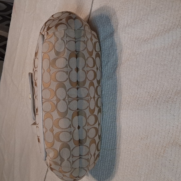 COACH CRICKET SHOULDER BAG - Picture 5 of 12